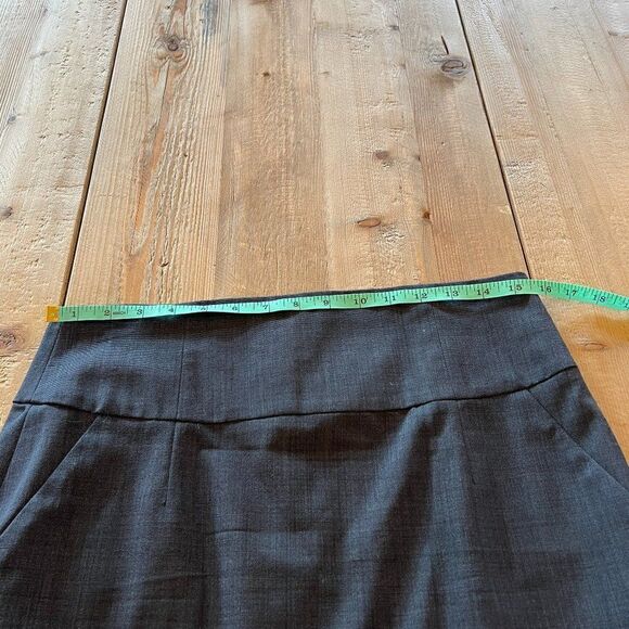 Banana Republic Grey Wool Stretch Skirt Size 10 - Picture 8 of 10